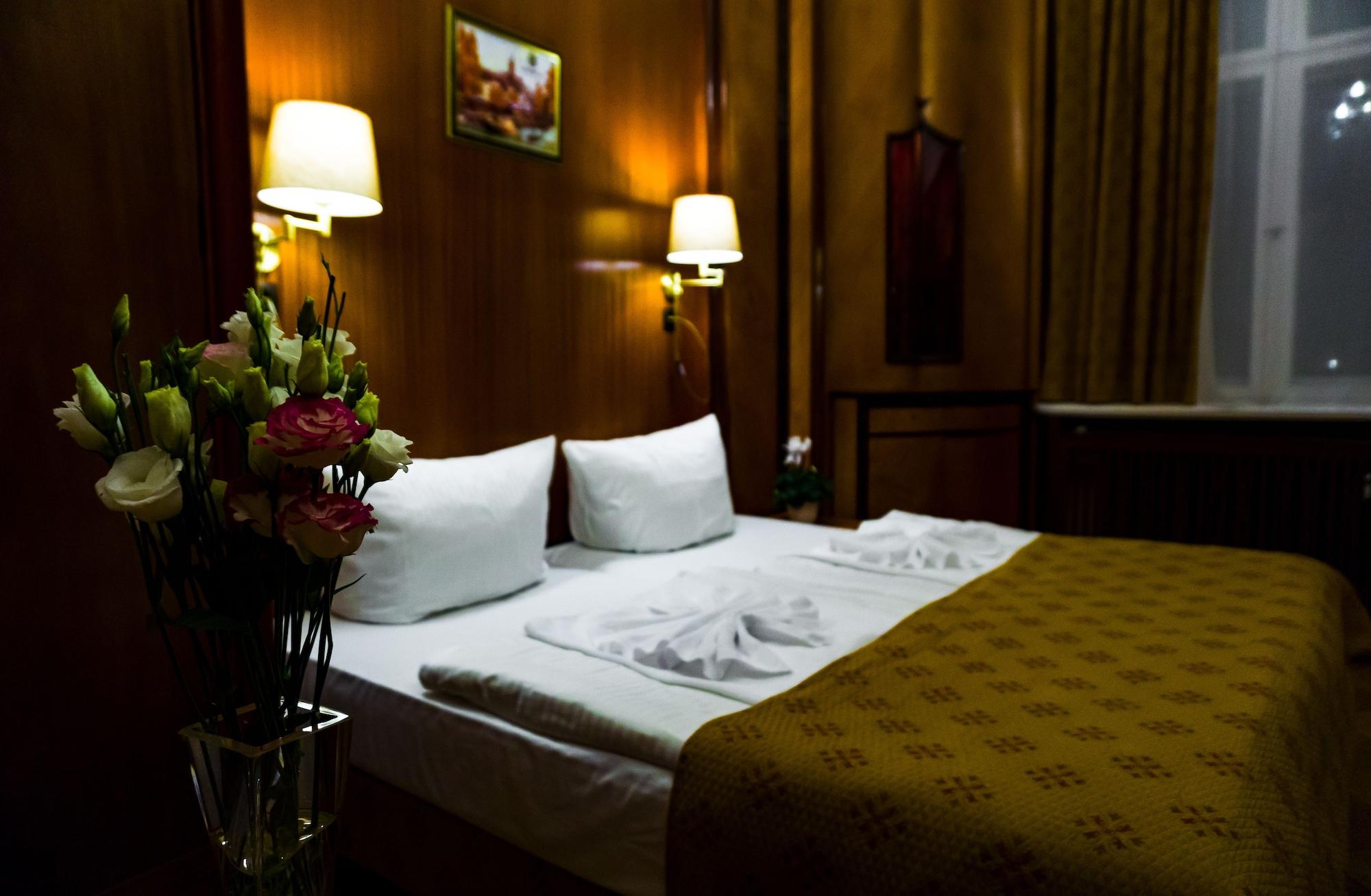 Hotel Aster An Der Messe 3*