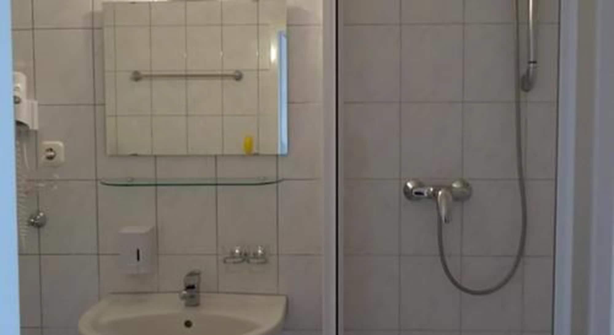Hotel Aster An Der Messe 3*